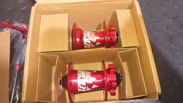 Cubos traseiro e dianteiro tanke Th390