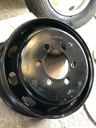 Roda F-600 E D60 Aro 22,5 6 Furos