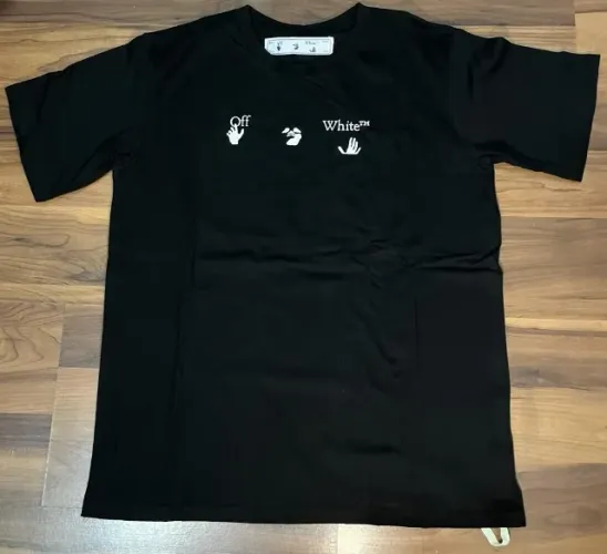 Camiseta Off-White Preta com Simbolo "X" em azul nas costas