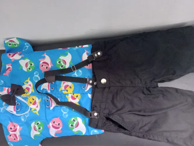 Conjunto de Roupa Infantil Baby Shark - Menino