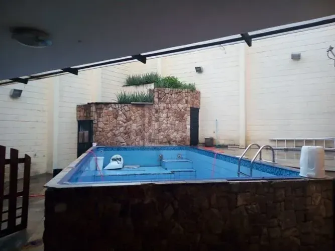 Ilha do Governador - Portuguesa - Casa Duplex - Piscina - Área Gourmet - Varanda - Sala - 