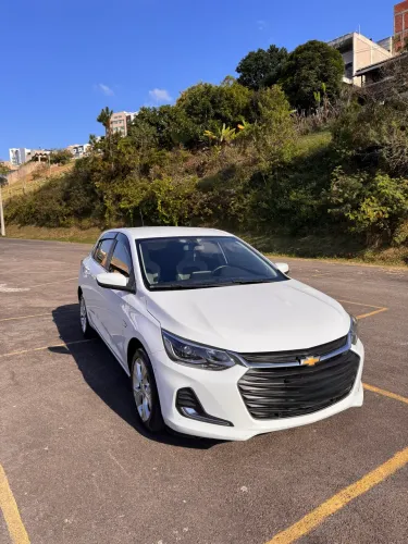 Chevrolet Onix Hatch Premier 1.0 12V TB Flex Aut. 4P 2021