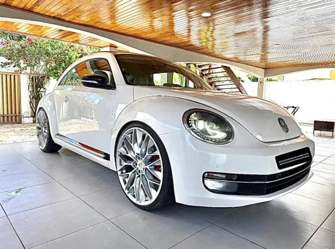 Volkswagen Fusca 2.0 R-line TSI 16V Aut. 2013