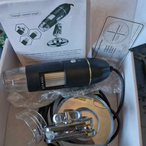 Microscópio Digital USB 50X a 1600X