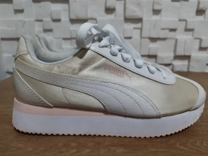 Tênis Puma Plataforma Bege e Branco tamnho 36 novo!!!