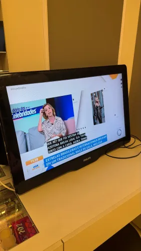 TV Philips 32? LED Full HD (sem base)