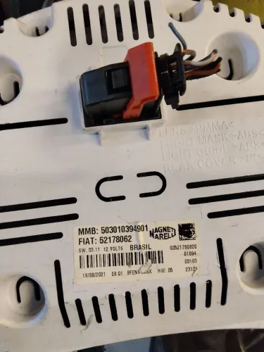 Painel de instrumentos Fiat Mobi 52178062