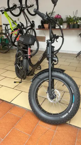 Bicicleta elétrica Caloi 350W com pedal