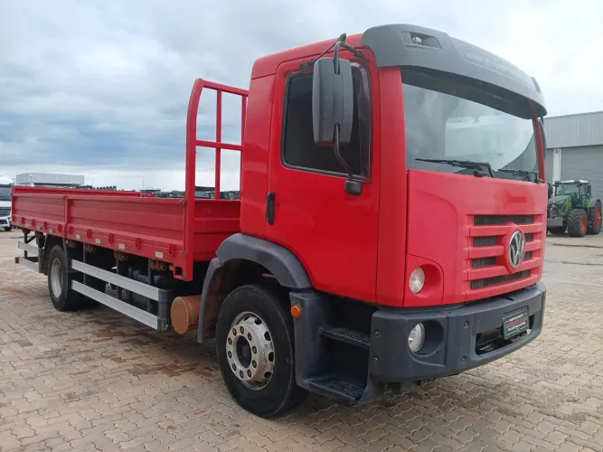 Volkswagen 15.190 E Constellation 2p (diesel)(E5) 2018/2019 VAMOS SEMINOVOS