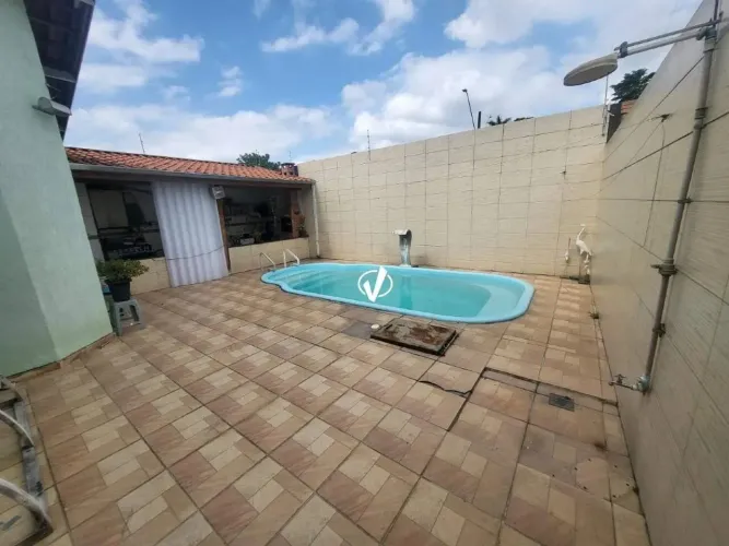 CASA À VENDA - VILA SUIÇA - PINDAMONHANGABA - SP
