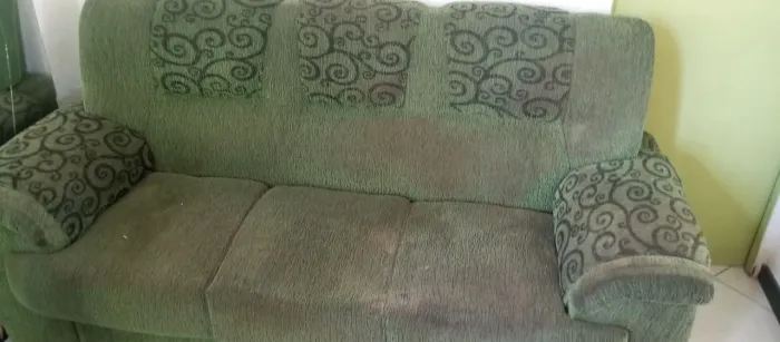Sofá no precinho