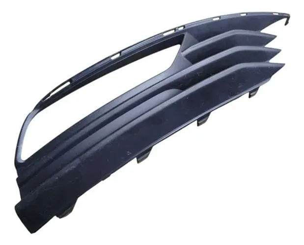 Moldura Farol Milha Direita Audi A3 2014 2015 2016 Detalhe Preta Direito
