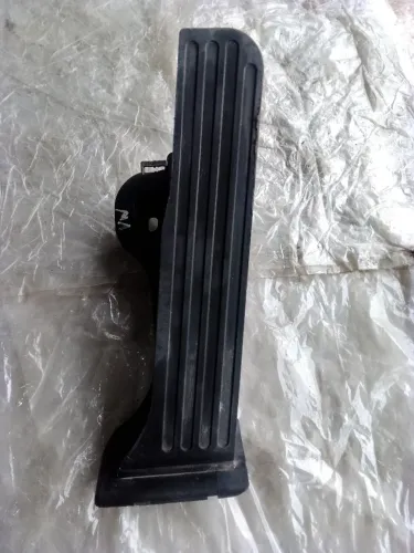 JETTA PEDAL DO ACELERADOR 1K1723503AR