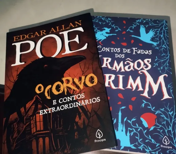 Combo dois livros: Os irmãos Grimm e O Corvo