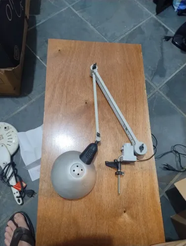 Luminária de desenho profissional Trident 