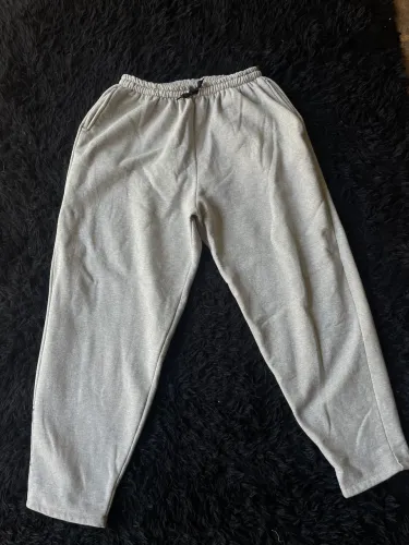 MOLETOM BAGGY