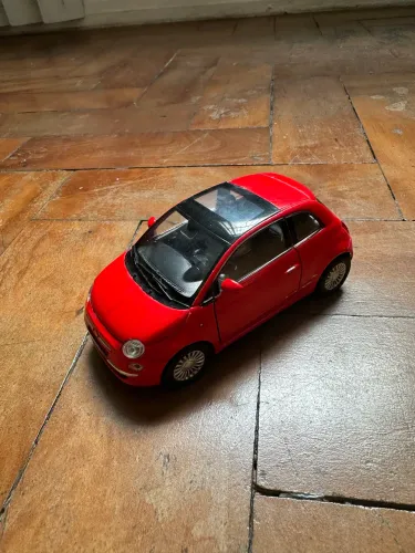 Miniatura Fiat 500