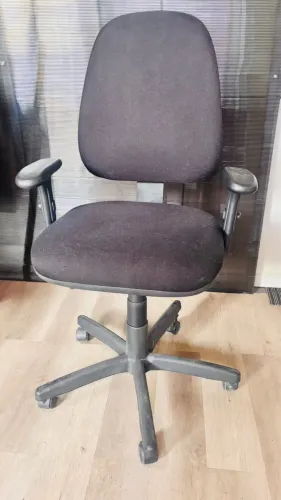 Lote 33 cadeiras escritório flexform 