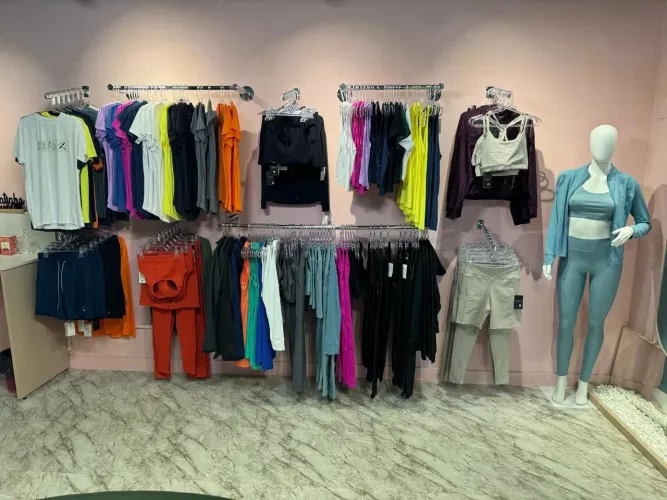 Araras para Loja de Roupas