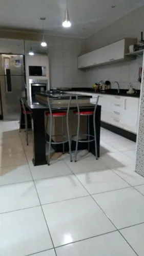 Sobrado à venda em Pirapora do Bom Jesus, Por do Sol, com 4 quartos, com 280 m²