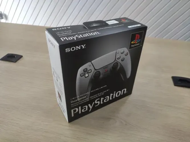 CONTROLE PS5 - EDIÇÃO LIMITADA 30° ANIVERSÁRIO PLAYSTATION