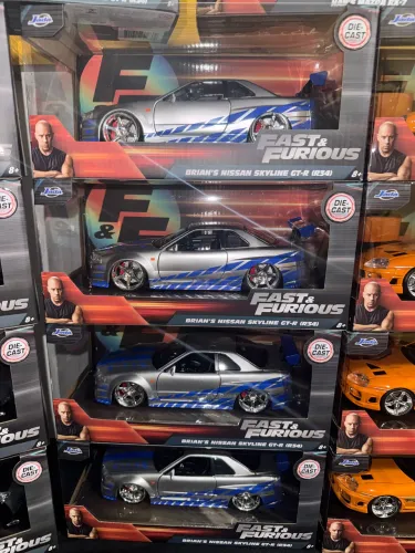 Miniatura Velozes e Furiosos Nissan Skyline GT-R R34 Brian escala 1/24