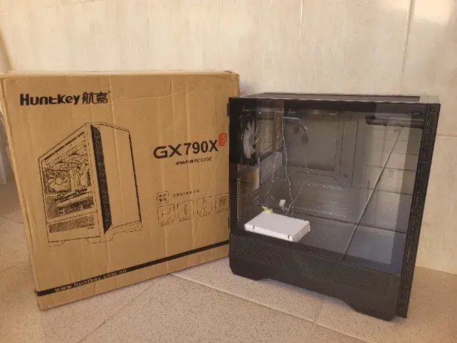 Gabinete Gamer Huntkey Gx790x- importado
