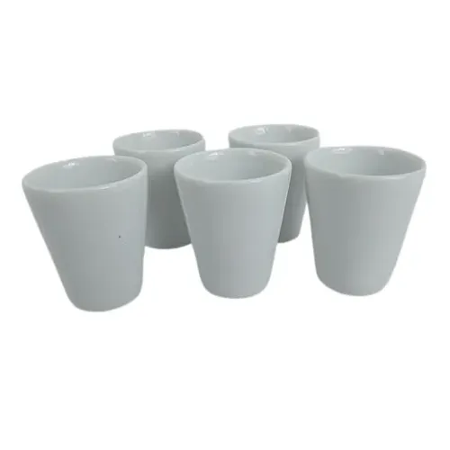 KIT 05 COPINHOS DE PORCELANA BRANCA SEM ALÇA 50ML - USADO