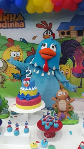 Fantasia Galinha Pintadinha usada
