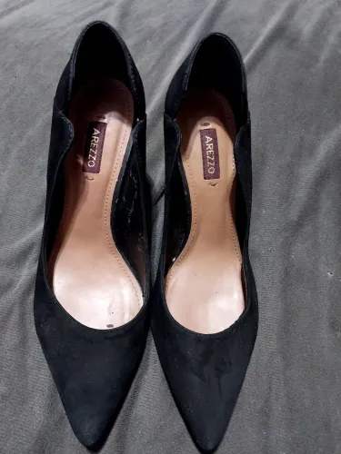 Scarpin Arezzo Preto
