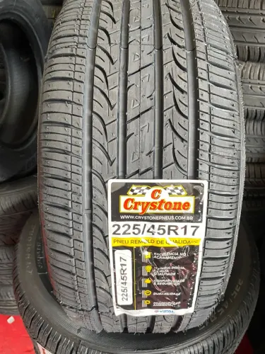 Pneu Remold Crystone 225/45R17 Borracha Vipal 