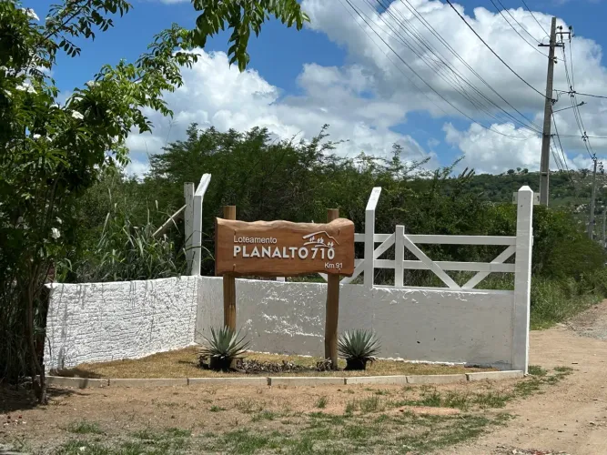 LOTE 15 x 30 EM GRAVATÁ