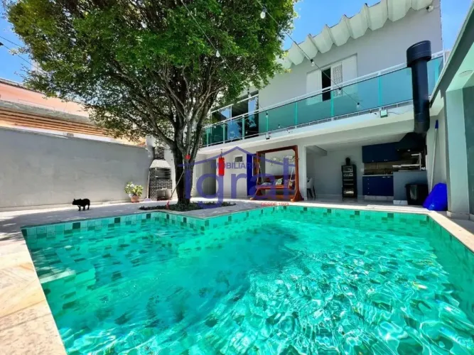 Casa térrea com piscina no Jabaquara, 3 dormitórios e 3 vagas, por R$1.950.000 - Jabaquara