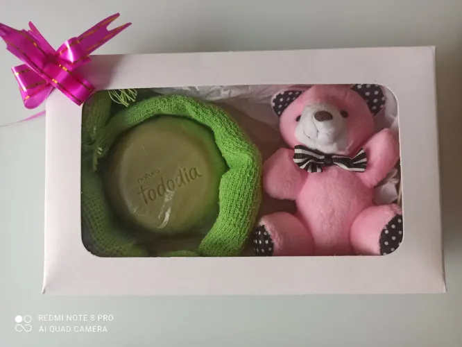 Lindo kit presente ursinho toalha e sabonete