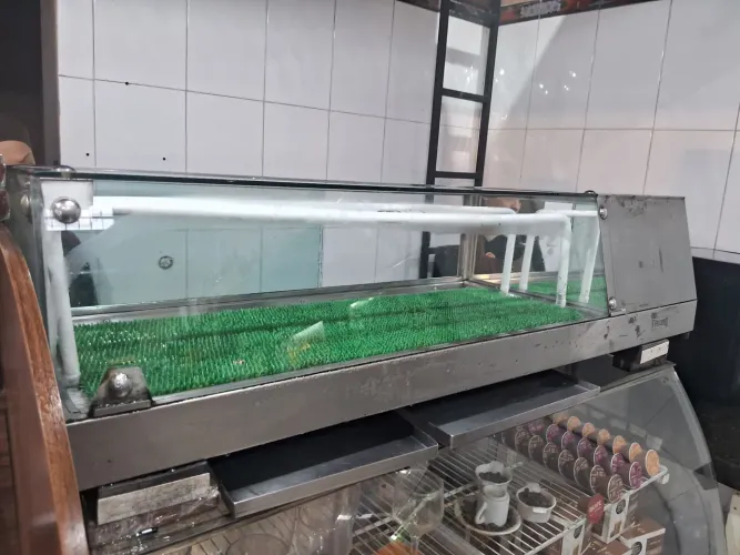 Vitrine Refrigerada para Sushi