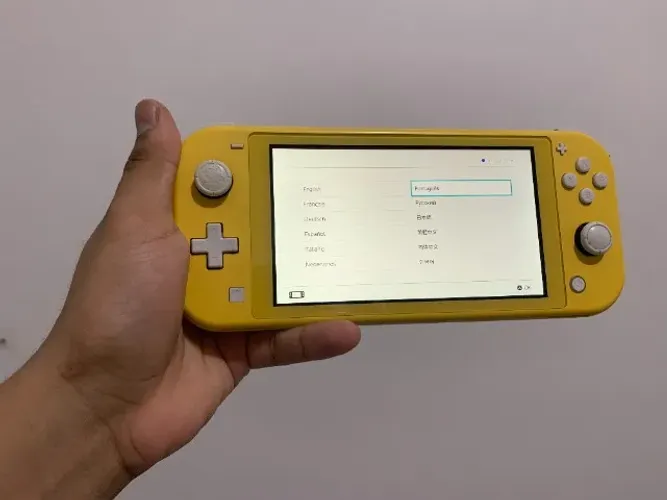 NINTENDO SWITCH LITE 32GB