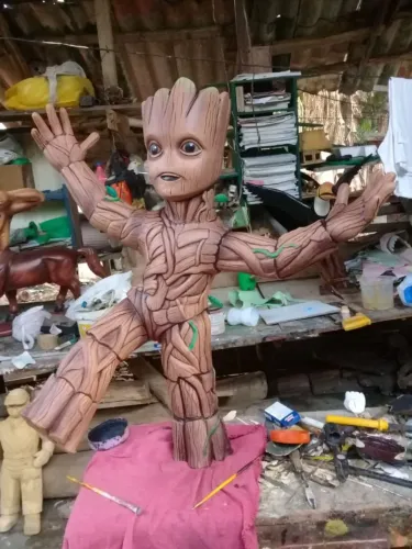 Boneco Grooht em madeira R$350.00