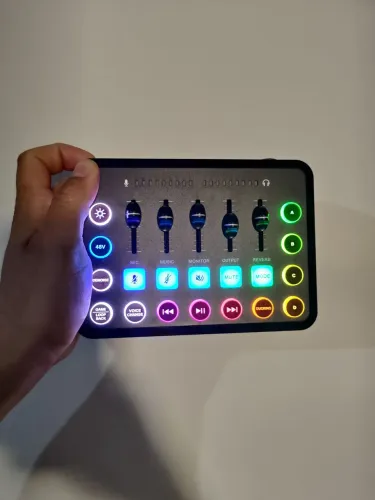 Mesa de áudio bluetooth ou cabo!