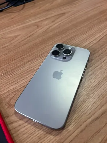 Iphone 15 Pro SOMENTE POR WHATSAPP 48 9 *