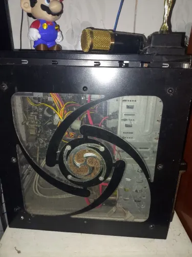 Vendo por r$ 300 para retirada de peça