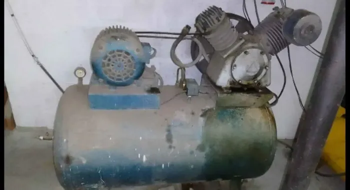 Compressor ar schultz 15 pés 5hp 350 litros