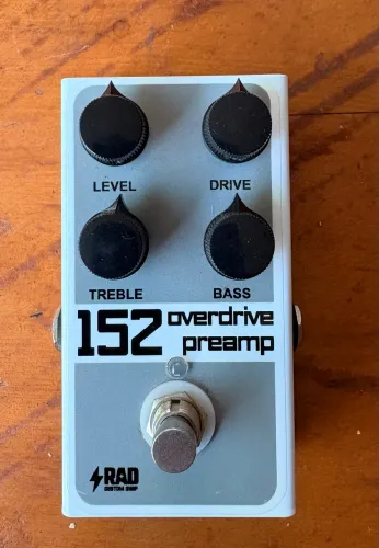 Pedal de overdrive Rad Custom Shop 152