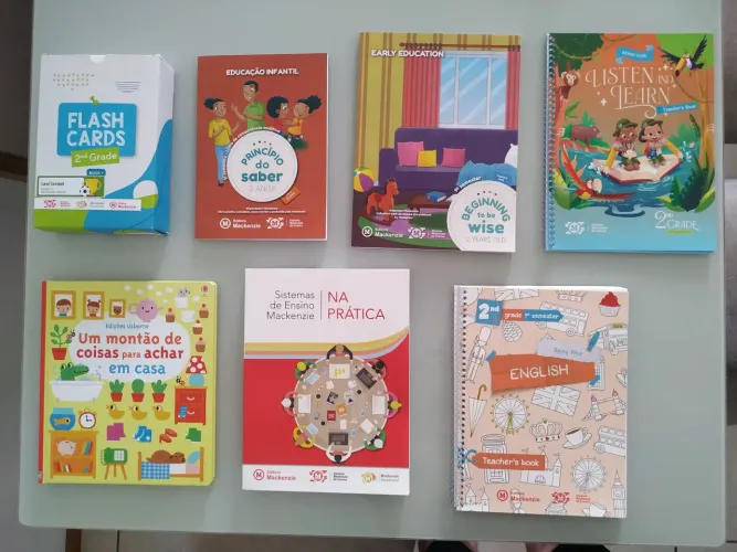 Kit Sistema Mackenzie de Ensino para 2 anos - NOVO (NUNCA USADOS)
