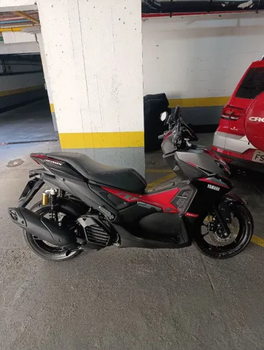 Yamaha Aerox connected ABS