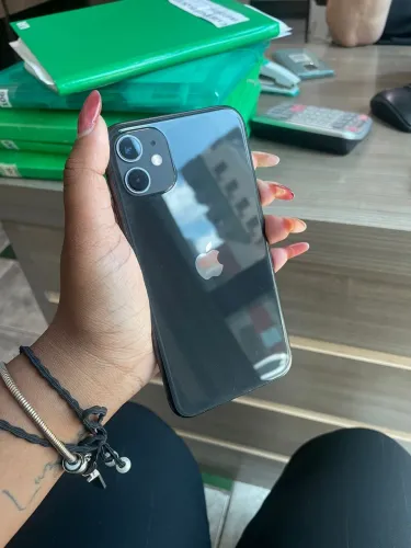 iPhone 11 64GB