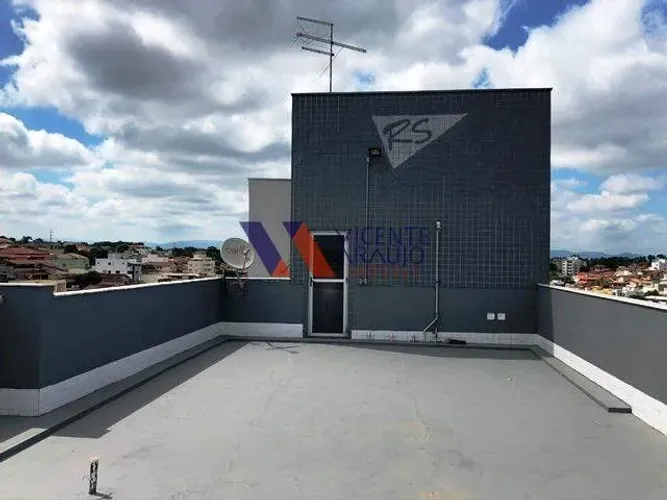Cobertura - Apartamento com Terraço e armários planejados  Bairro Niterói