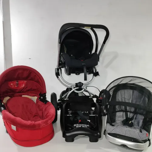 Travel System Completo Pode mandar oferta Quinny Moodd + Bebê Conforto Maxi-Cosi + Moisés