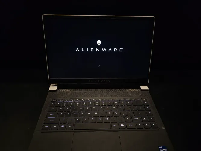 Alienware x14 R1 i7-12700H RTX 3060 16GB SSD 512GB Tela 144Hz
