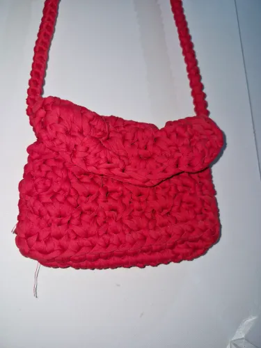 Bolsa de Croché feita à mão.