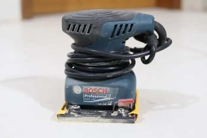 Lixadeira Orbital Bosch GSS 140 Professional 220V 220W - Excelente Estado